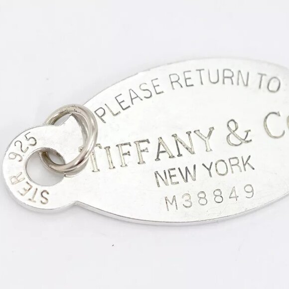 Tiffany & Co. Return to Tiffany Oval Pendant Top Charm Silver 925 Auth w/Bag - Picture 3 of 5
